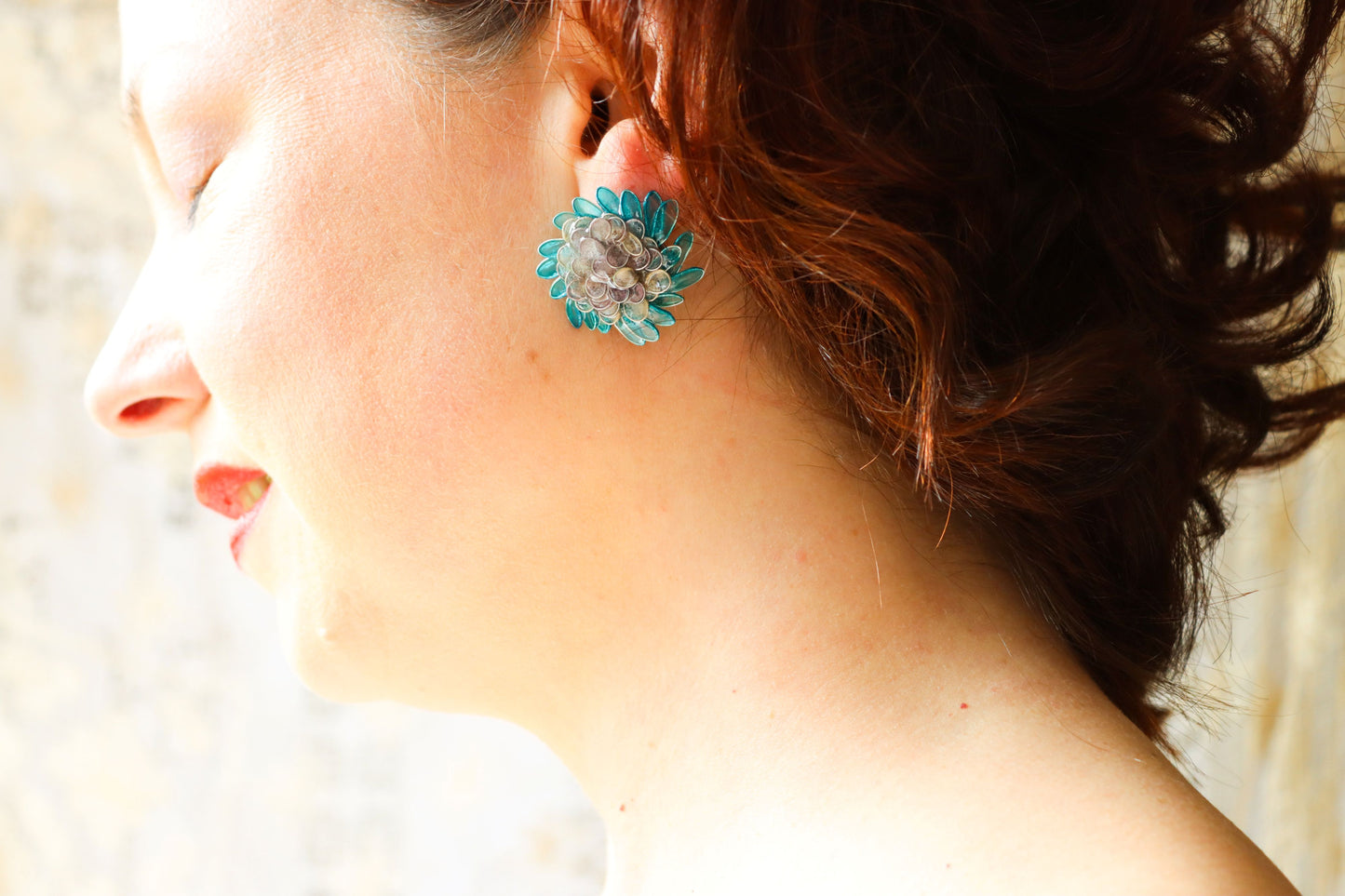 Daisy Earrings : lavender & glacier blue