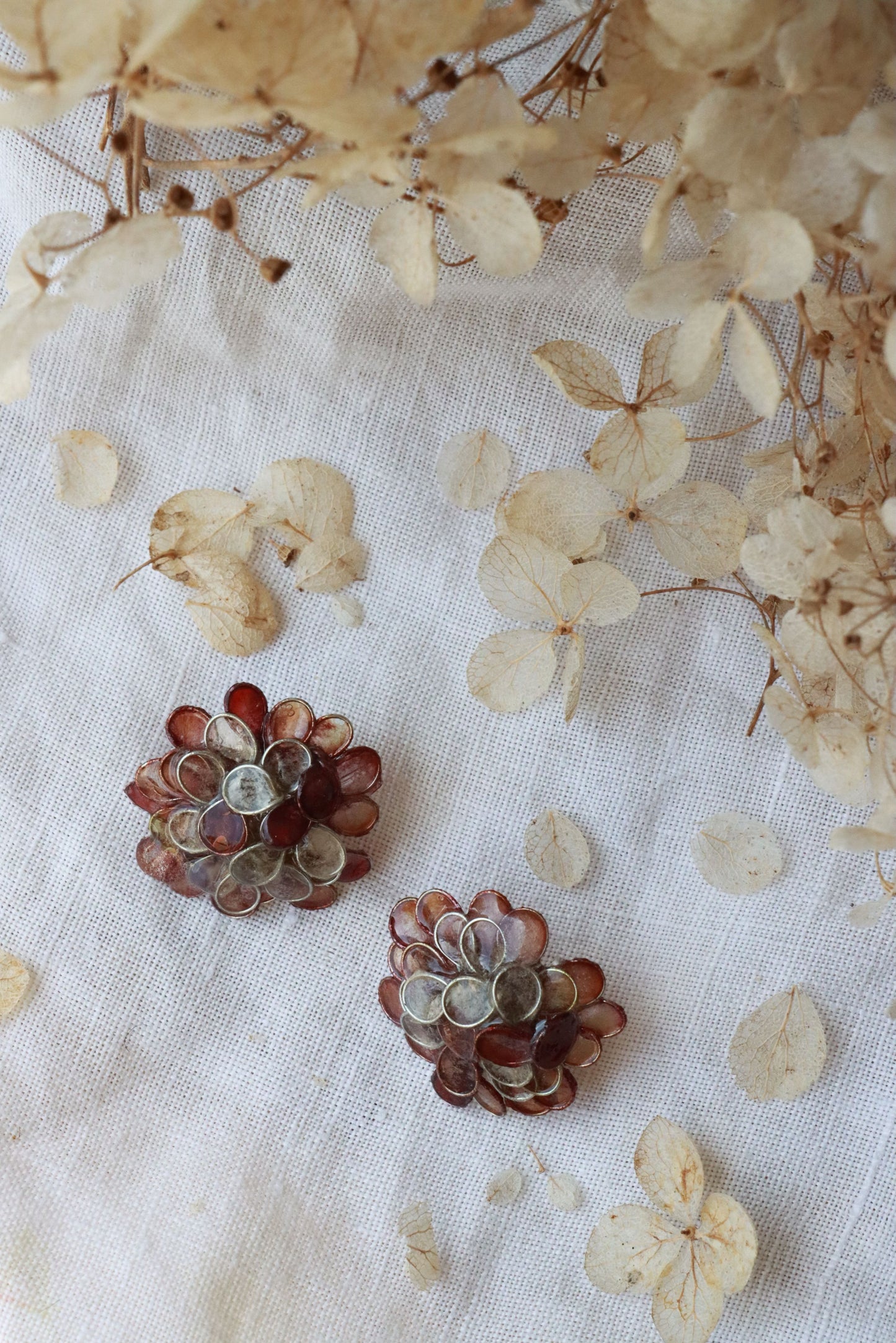 Hydrangea Earrings : burgundy