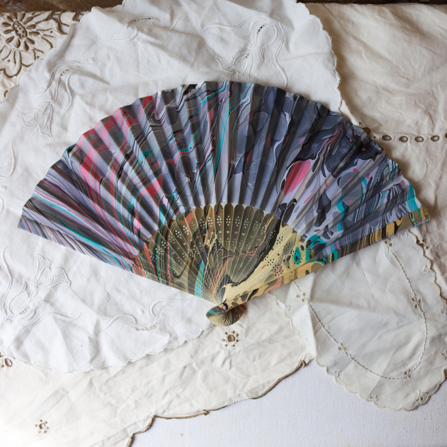 Lily Pond Marbled Fan