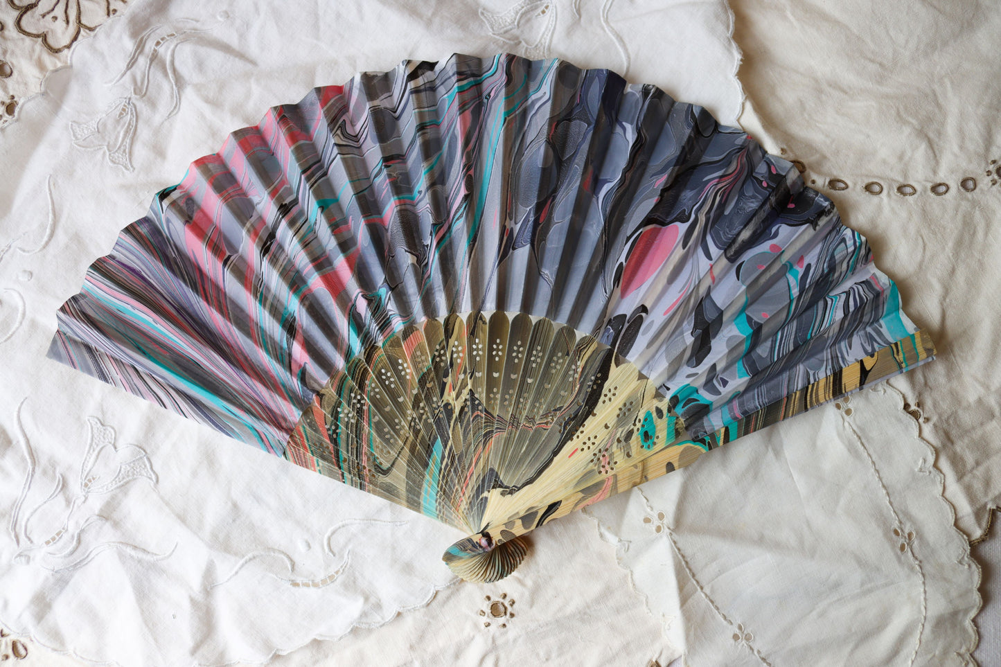 Lily Pond Marbled Fan