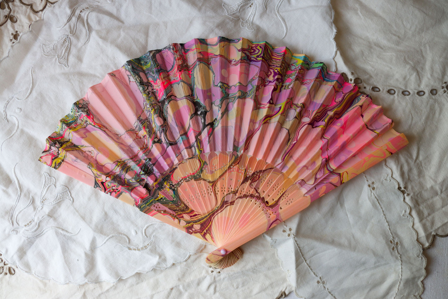 Poppy Marbled Fan