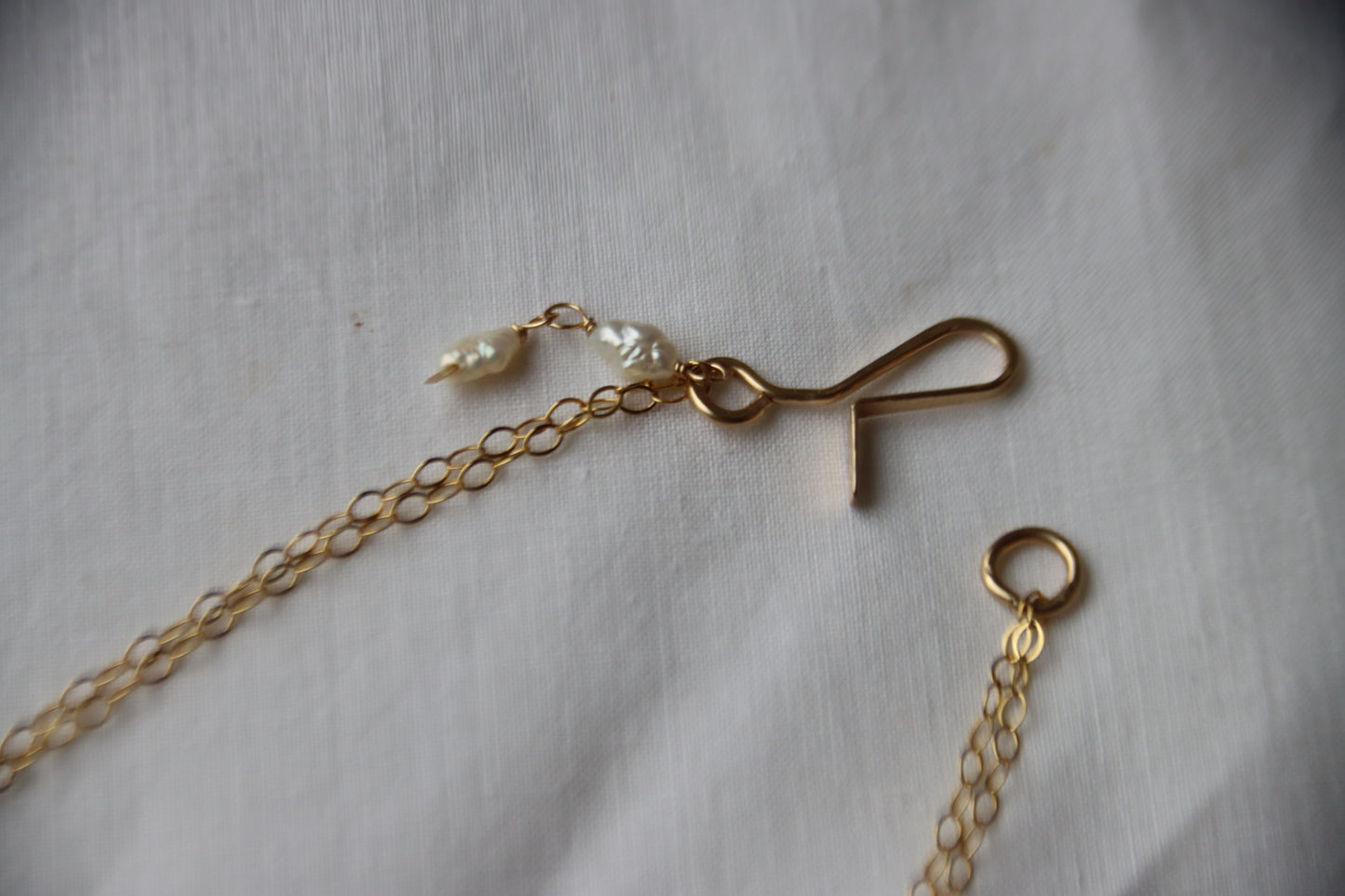 Quiet Snowdrift Necklace