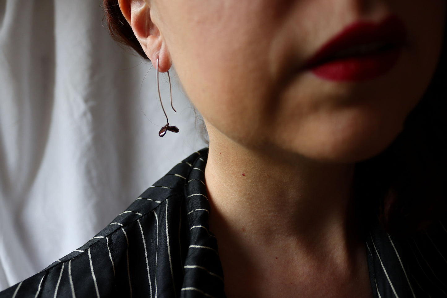 Alyssum Earrings, mahogany