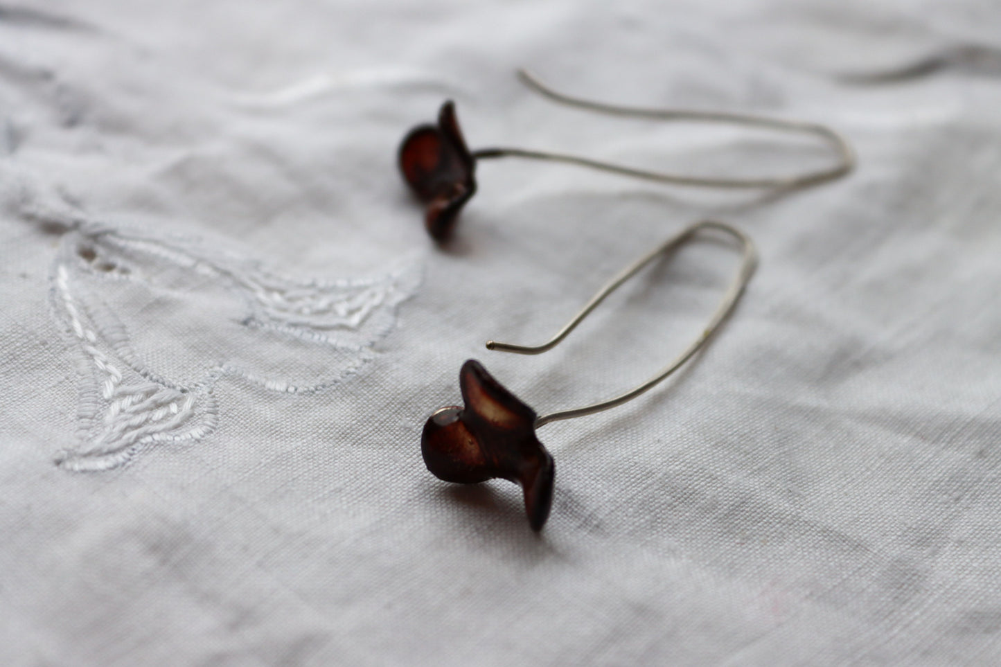 Alyssum Earrings, mahogany