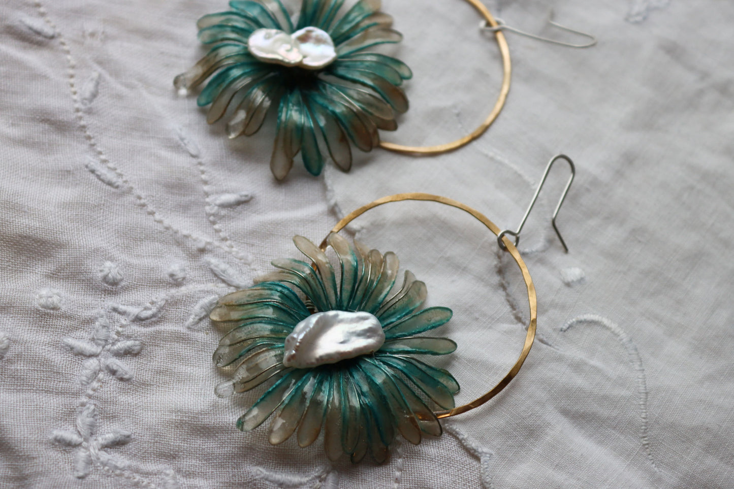 Daisy Hoops, glacier