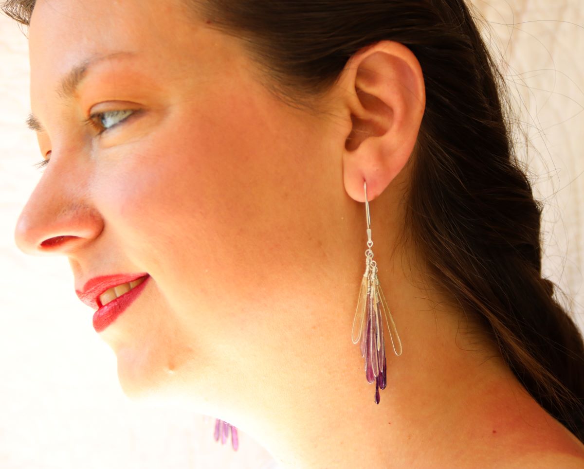 Dragonfly Earrings : lilac