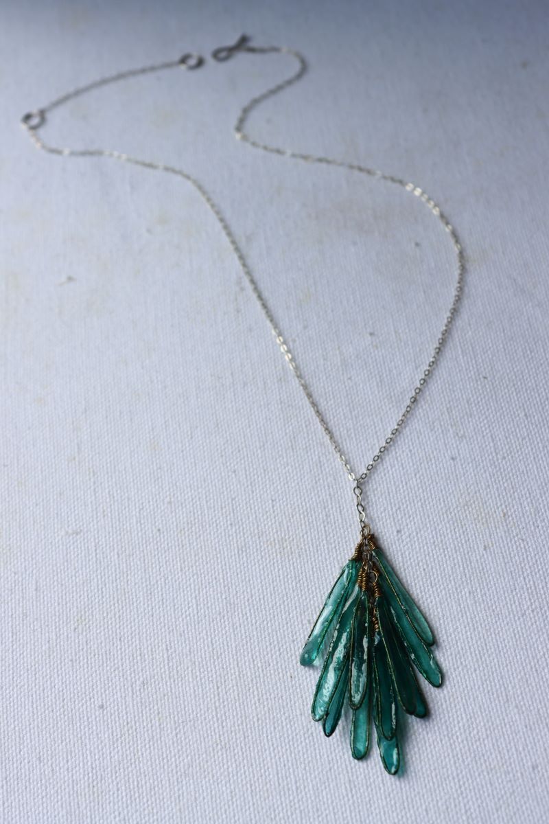 Dragonfly Tassel Necklace : emerald