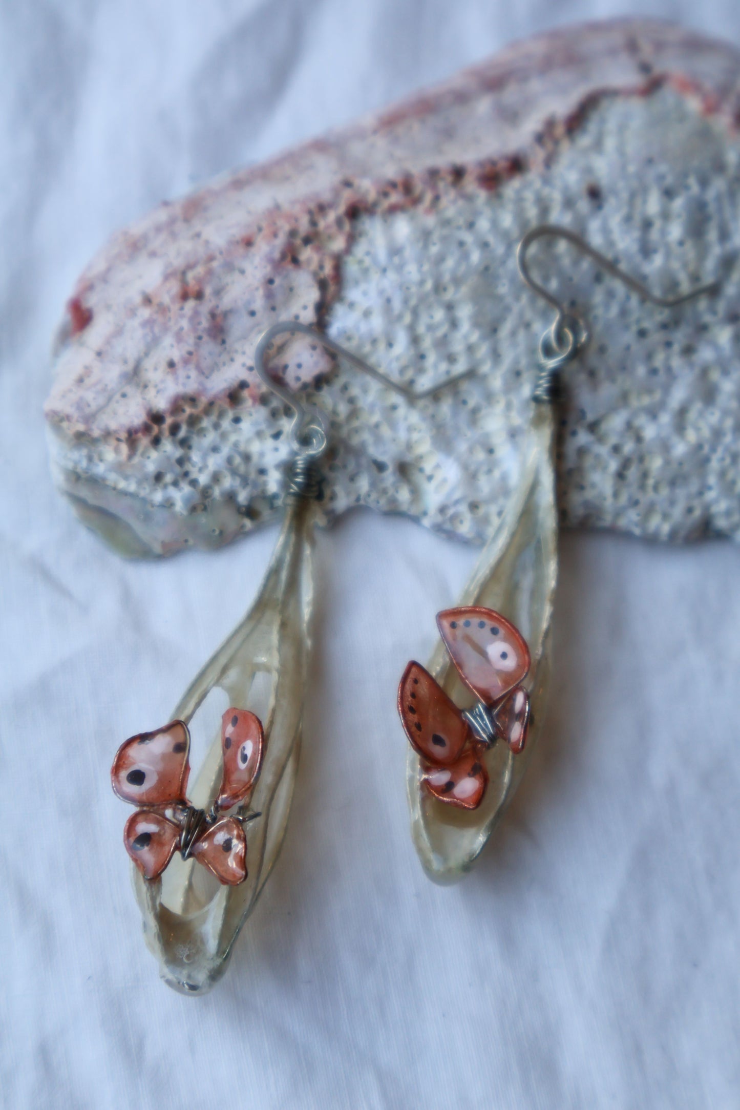 Emergence Earrings : apricot