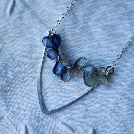 Garden Trellis Necklace : indigo