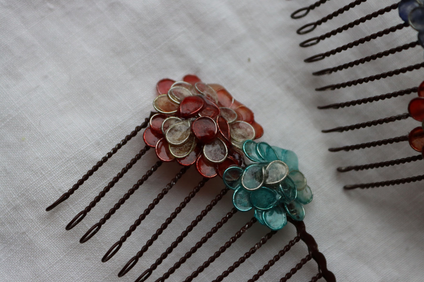 Hydrangea Comb Set : coral & indigo & glacier