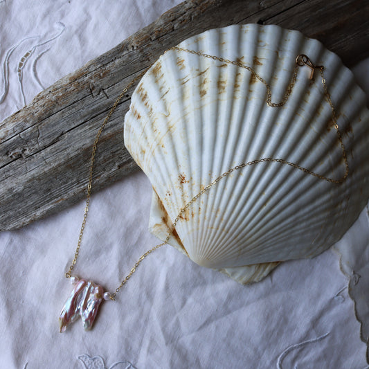 Keshi Pearl Necklace : gold filled