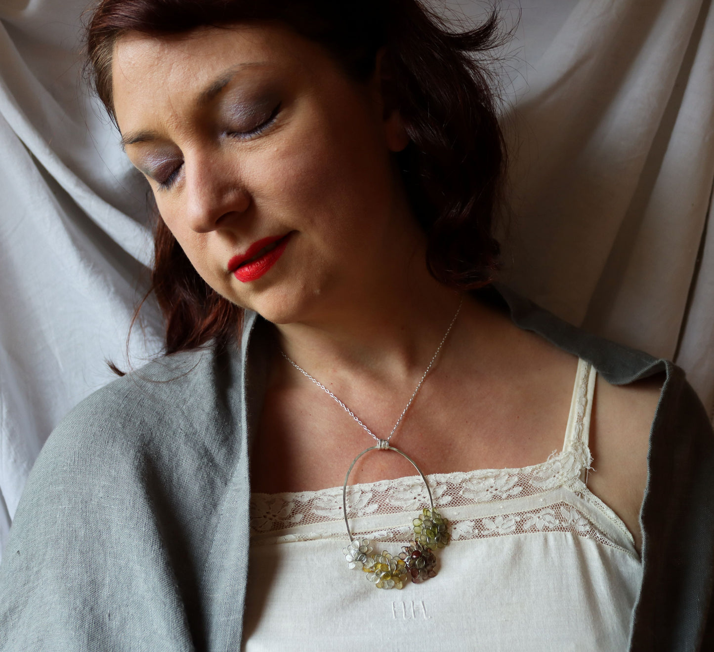 Posy Necklace : soft neutrals