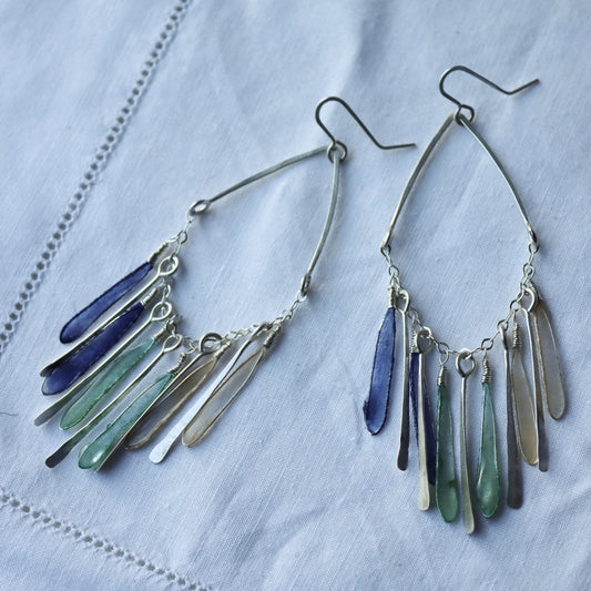Windchime Earrings : indigo, seaglass, ivory